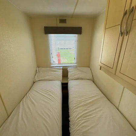 Golden Palm Resort - The Oasis - Coastal Caravan Breaks Chapel Saint Leonards Exterior photo