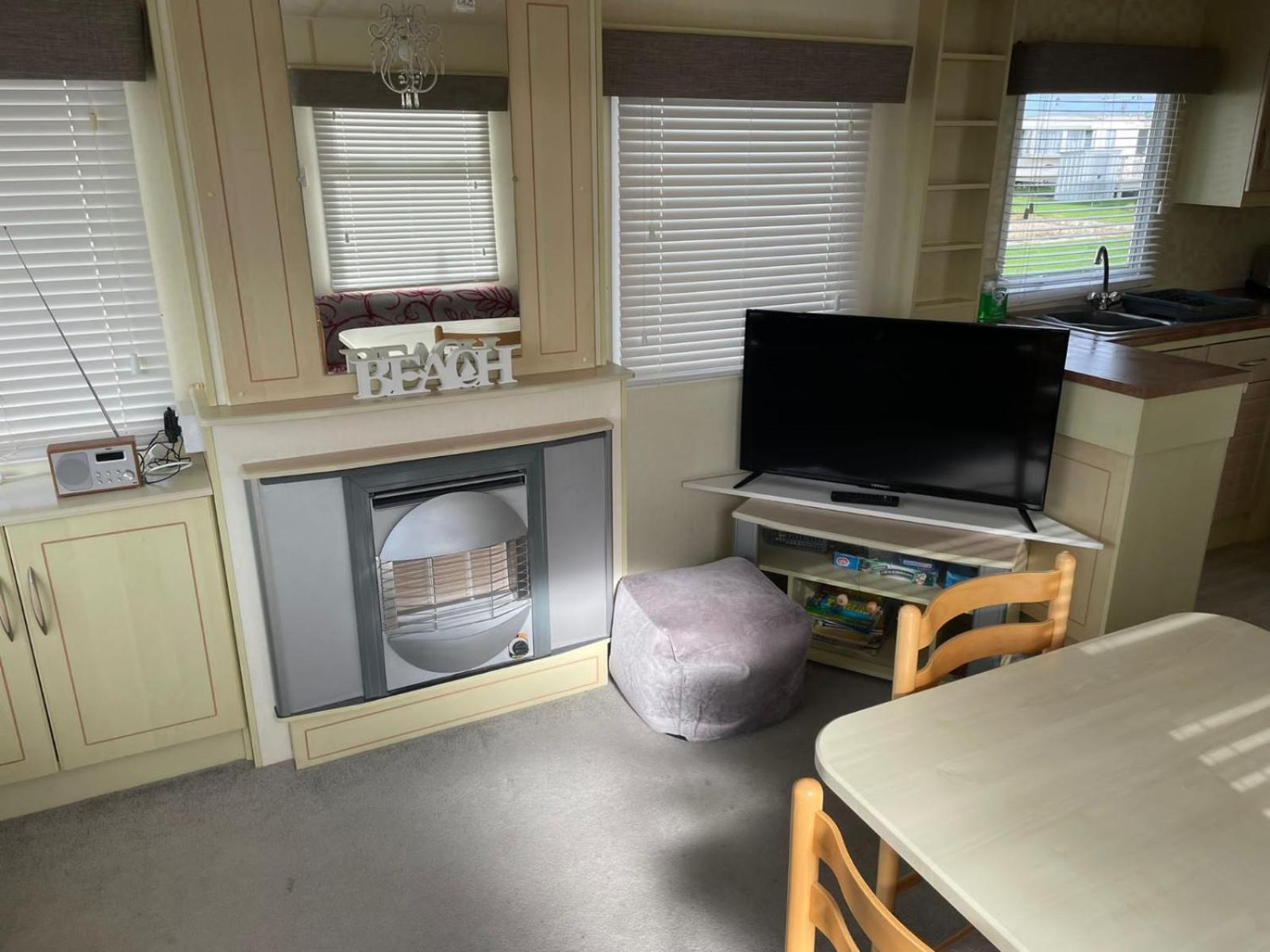 Golden Palm - The Oasis - Coastal Caravan Breaks Chapel Saint Leonards