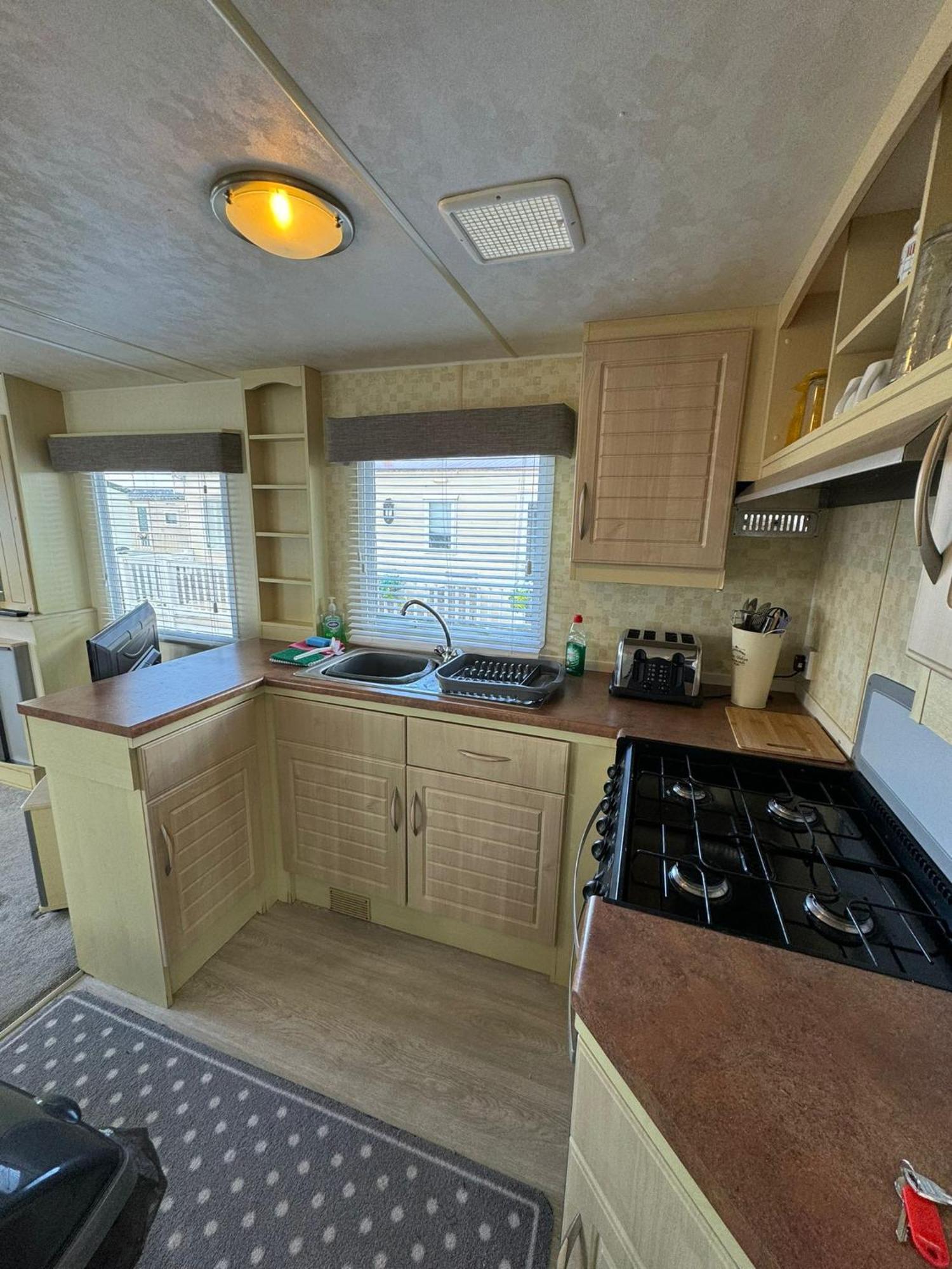 Golden Palm - The Oasis - Coastal Caravan Breaks Campsite